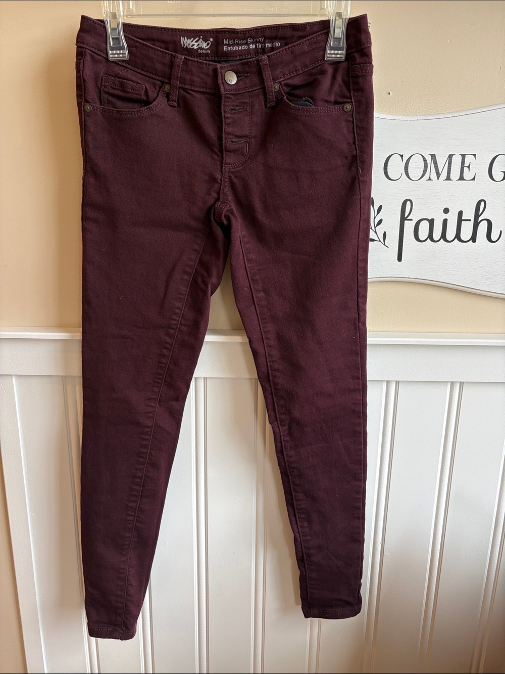 Mossimo Supply Co. Wine/Burgundy Mid-Rise Skinny Jeans - Women